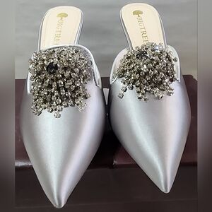 NIB Big Tree Elegant Satin Grey  Slip On Heels
